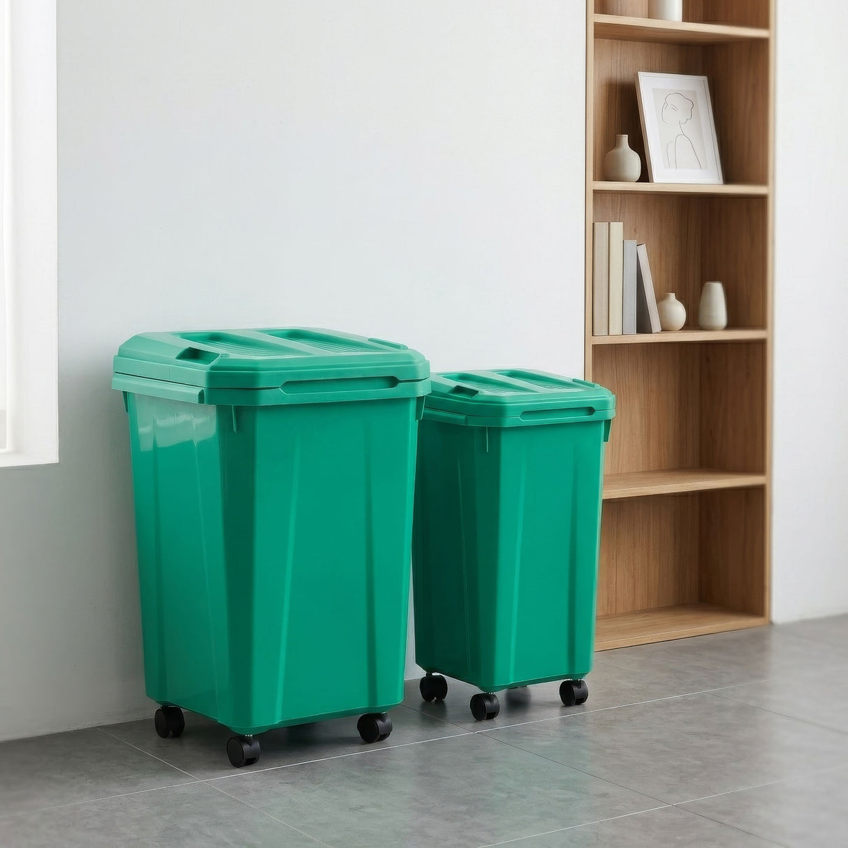 Skeep Wheelie Bin 32L