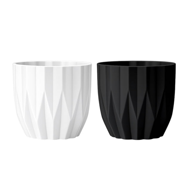 Fluted Plastic Pot