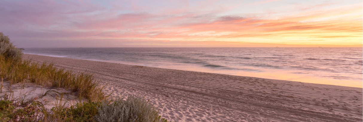 Floreat Beach, Western Australia 156cm x 60cm / Black